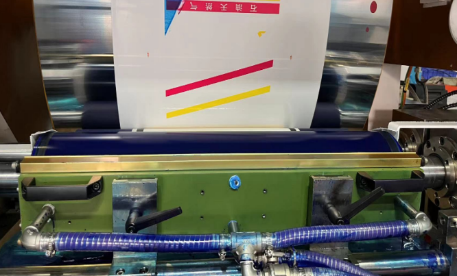 Machine d'impression flexo de la série Master avec 6 couleurs